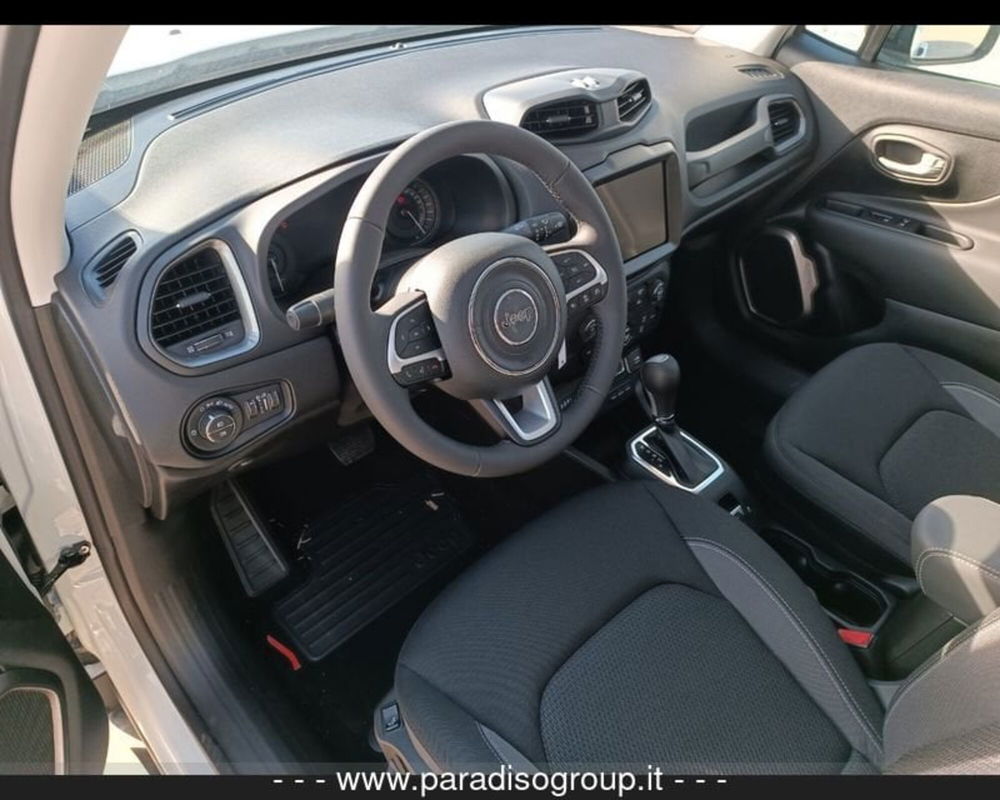 Jeep Renegade nuova a Catanzaro (5)