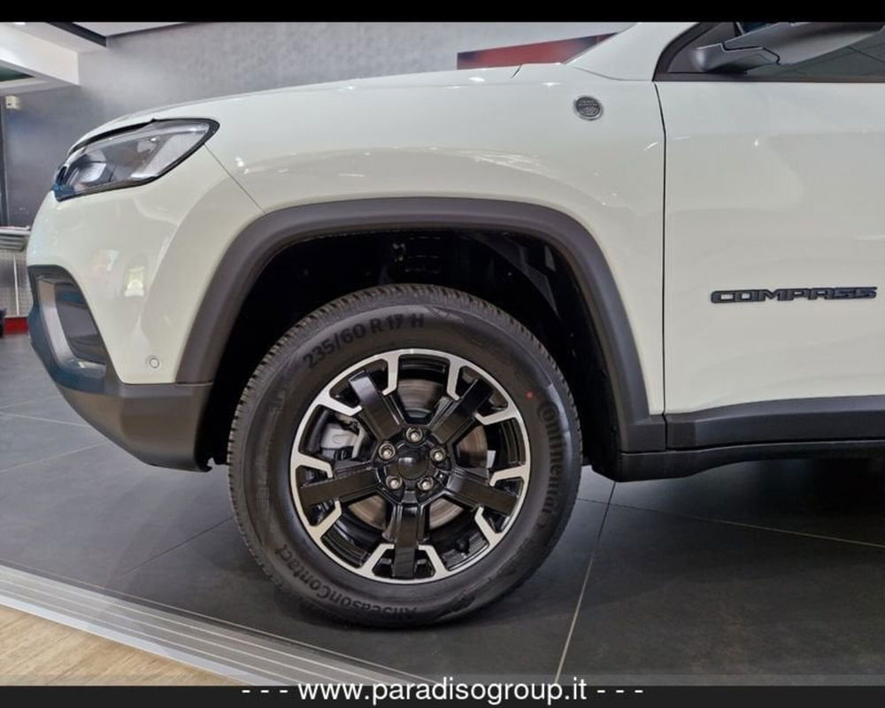 Jeep Compass nuova a Catanzaro (14)