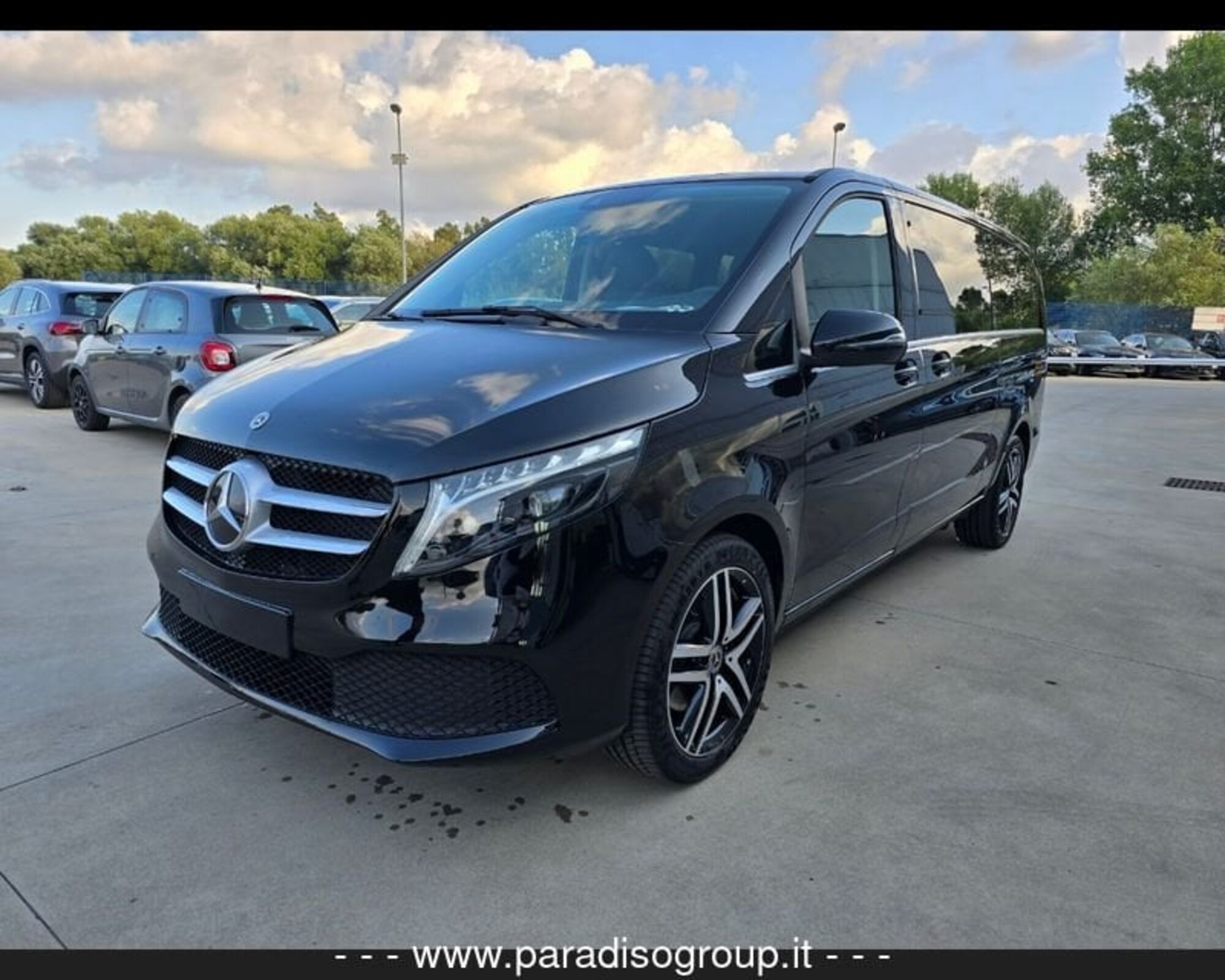 Mercedes-Benz Classe V Extralong 250 d Exclusive auto nuova a Lamezia Terme