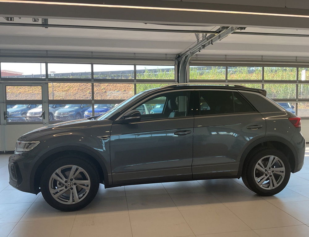 Volkswagen T-Roc nuova a Salerno (5)