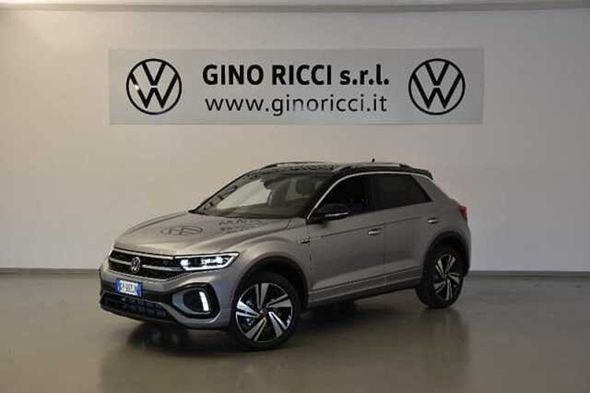 Volkswagen T-Roc 1.5 tsi R-Line dsg nuova a Cesena