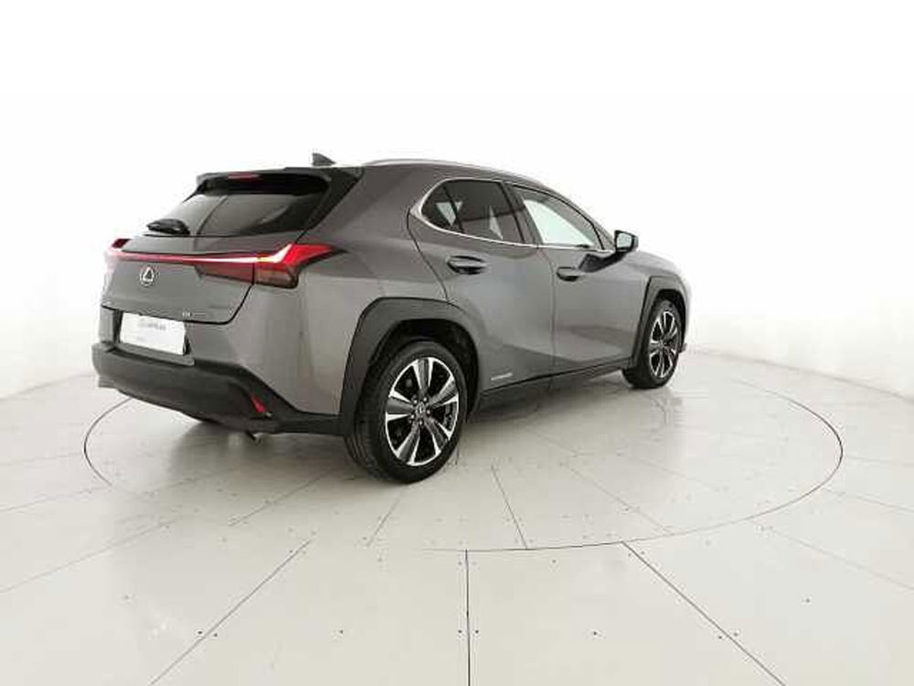 Lexus UX usata a Chieti (3)