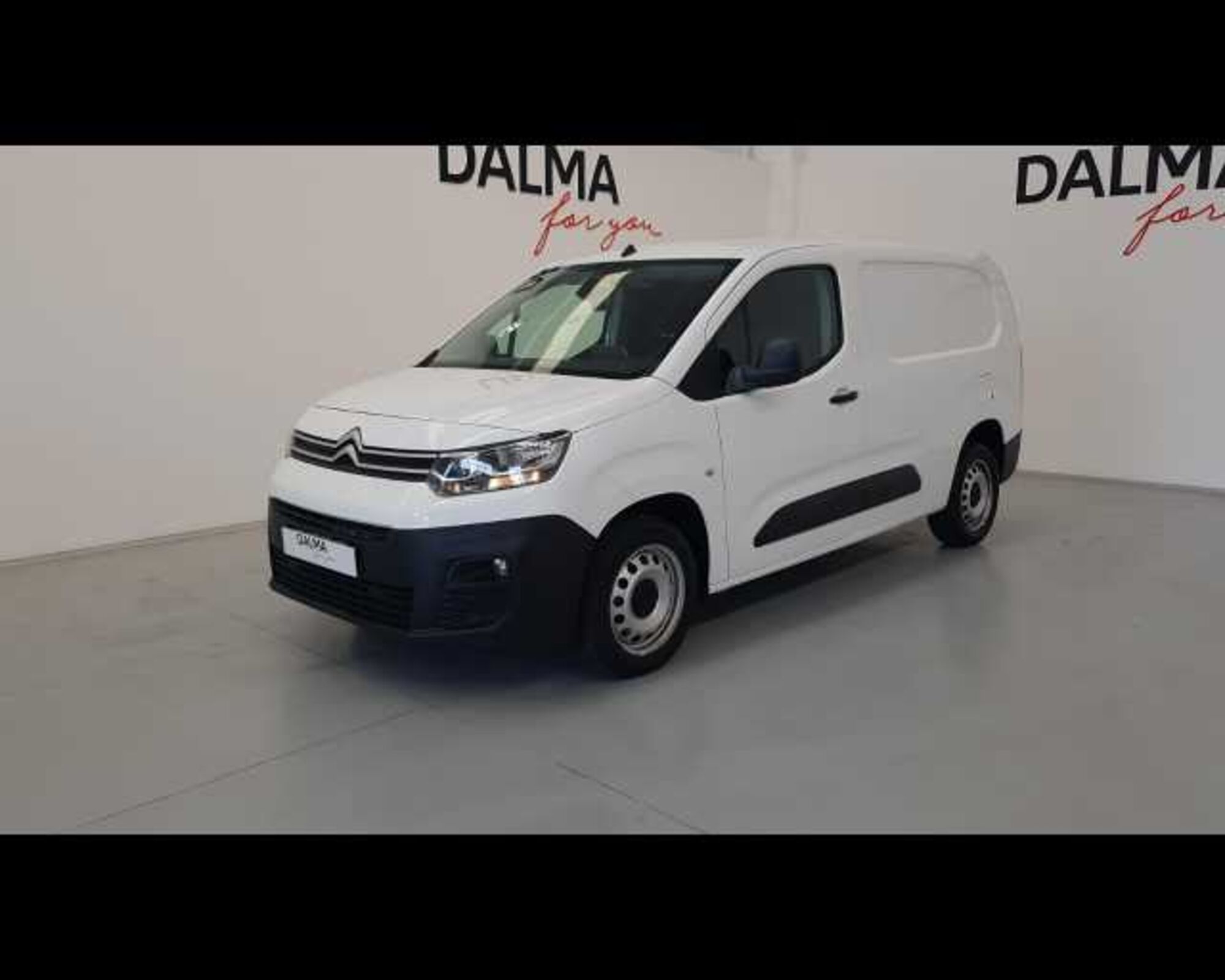 Citroen Berlingo BlueHDi 100 XL Live  del 2019 usata a Solaro