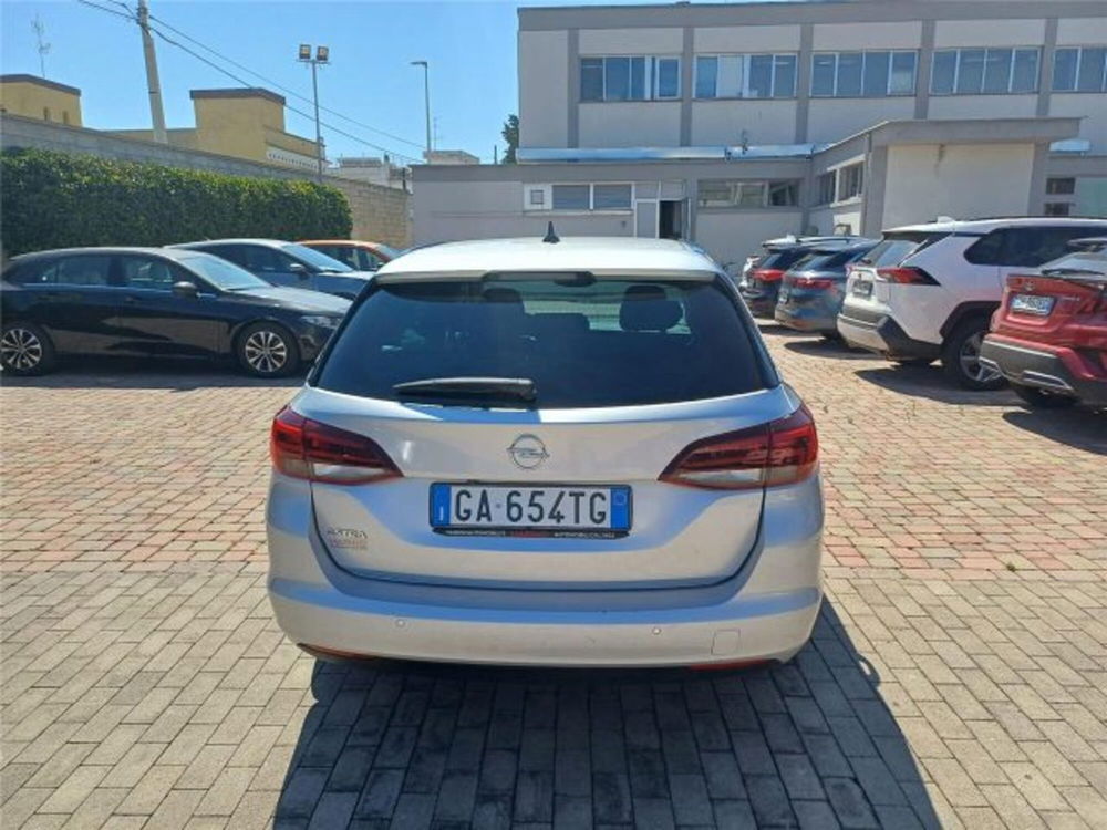 Opel Astra Station Wagon usata a Bari (8)