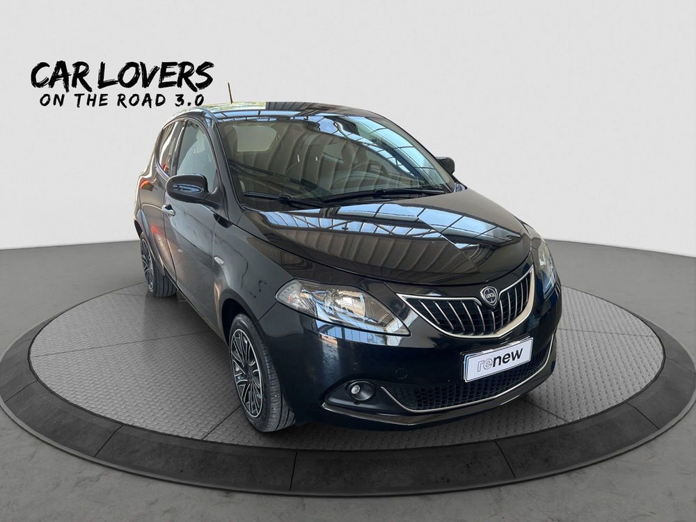 Lancia Ypsilon usata a Roma (3)