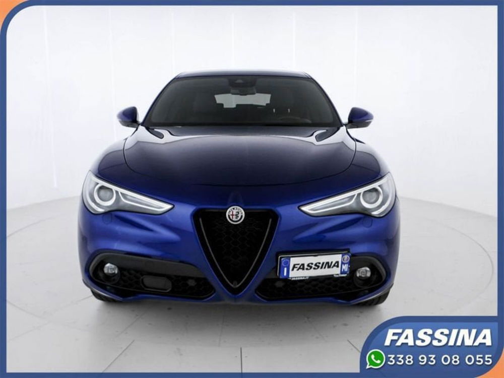 Alfa Romeo Stelvio usata a Milano (2)