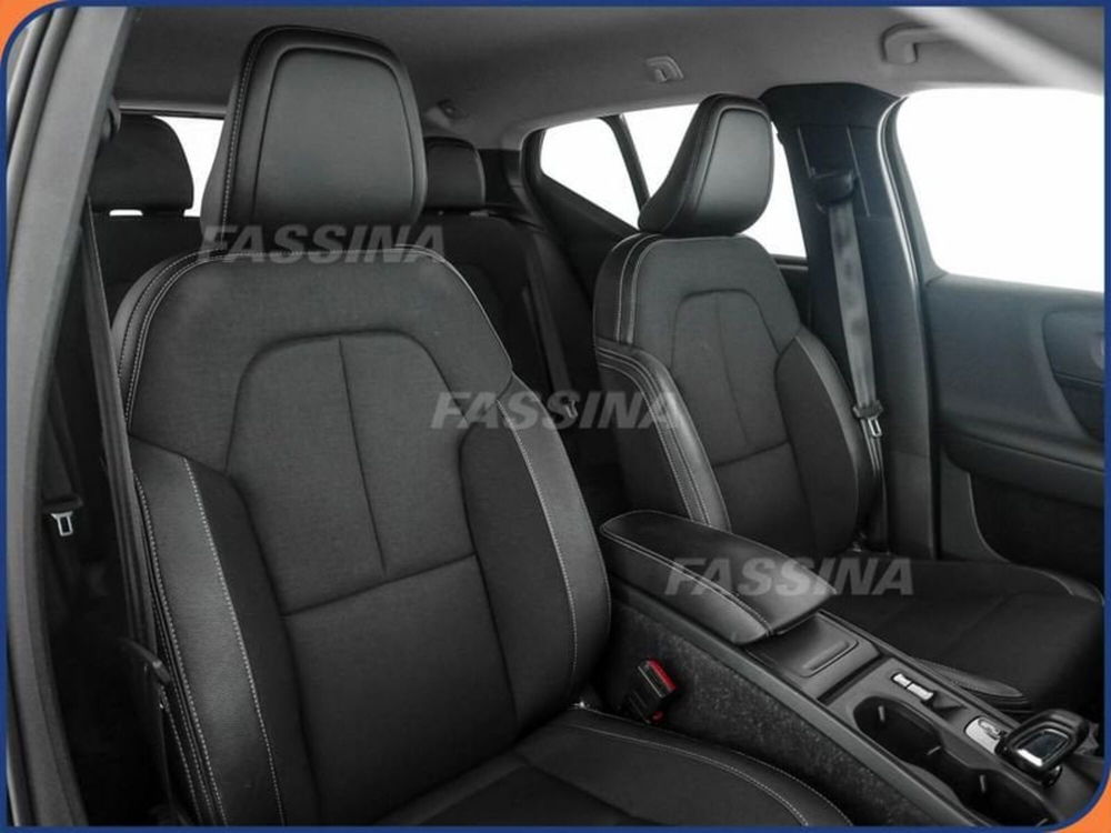 Volvo XC40 usata a Milano (13)