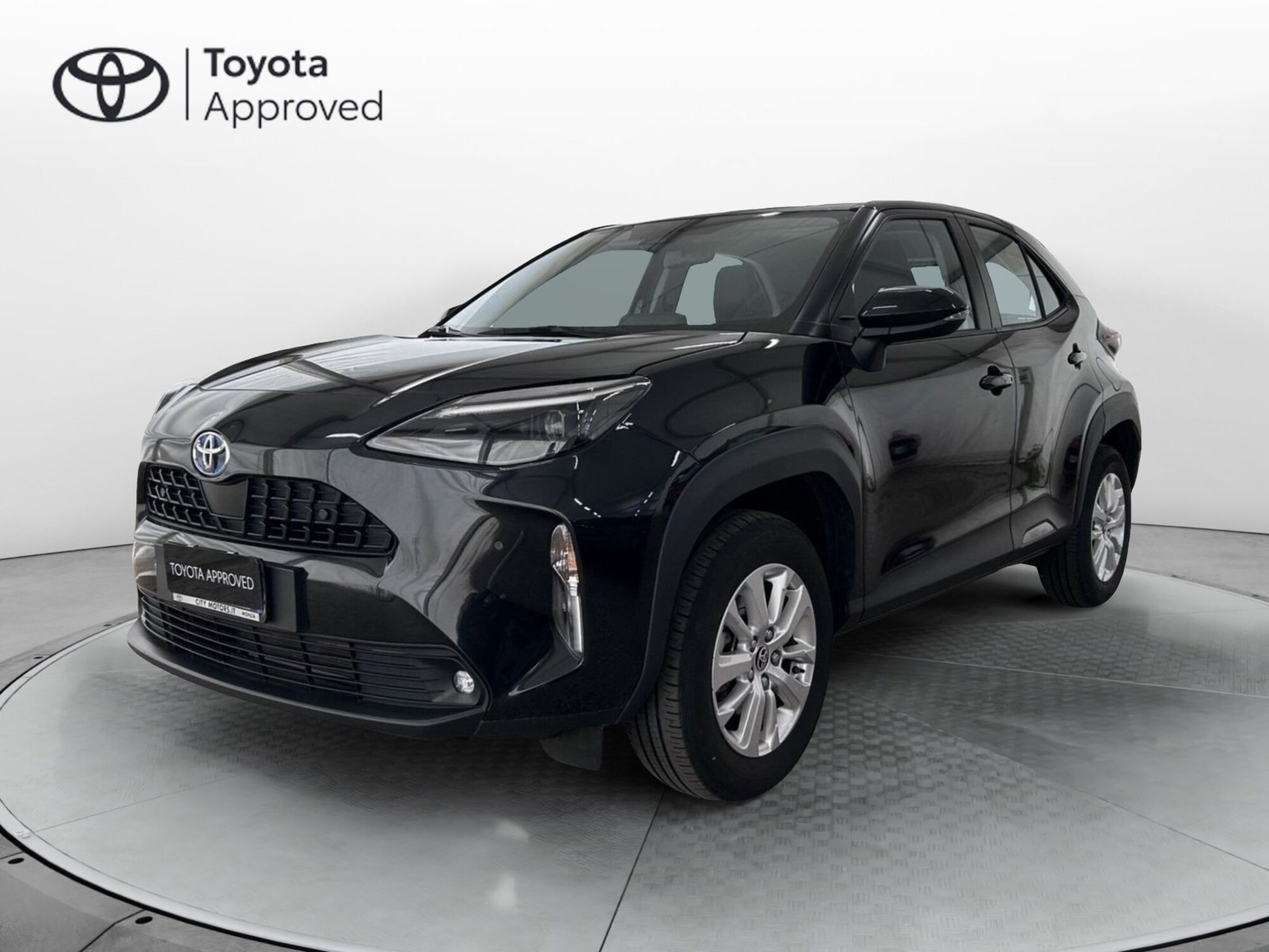 Toyota Yaris Cross 1.5 Hybrid 5p. E-CVT AWD-i Trend del 2022 usata a Monza