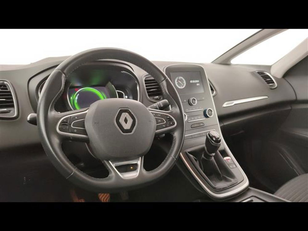 Renault Scenic E-Tech Electric usata a Milano (10)