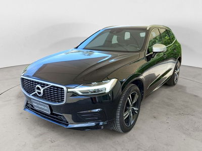 Volvo XC60 D4 AWD R-design  del 2018 usata a Bari