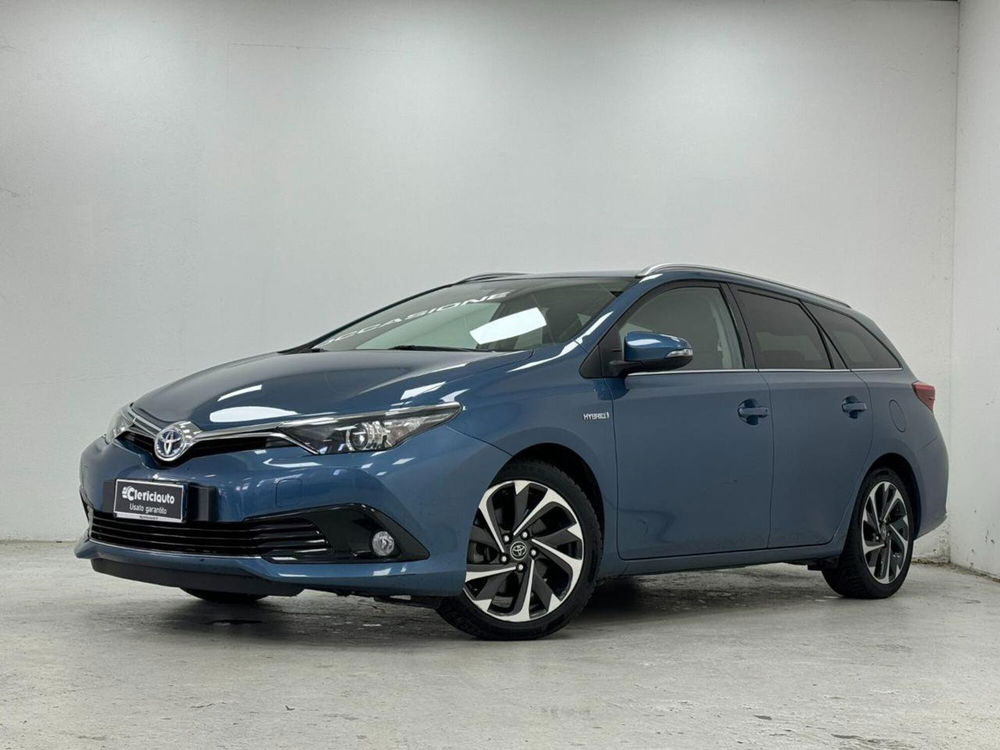 Toyota Auris Station Wagon usata a Como