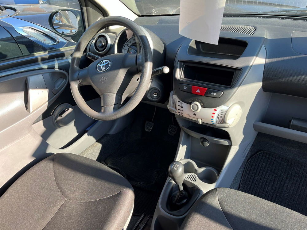 Toyota Aygo usata a Rimini (4)