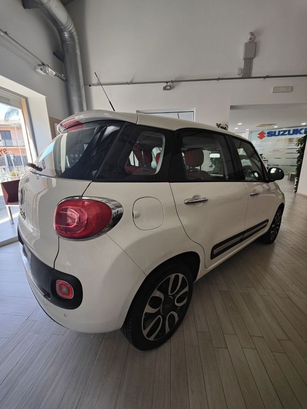 Fiat 500L usata a Catania (13)