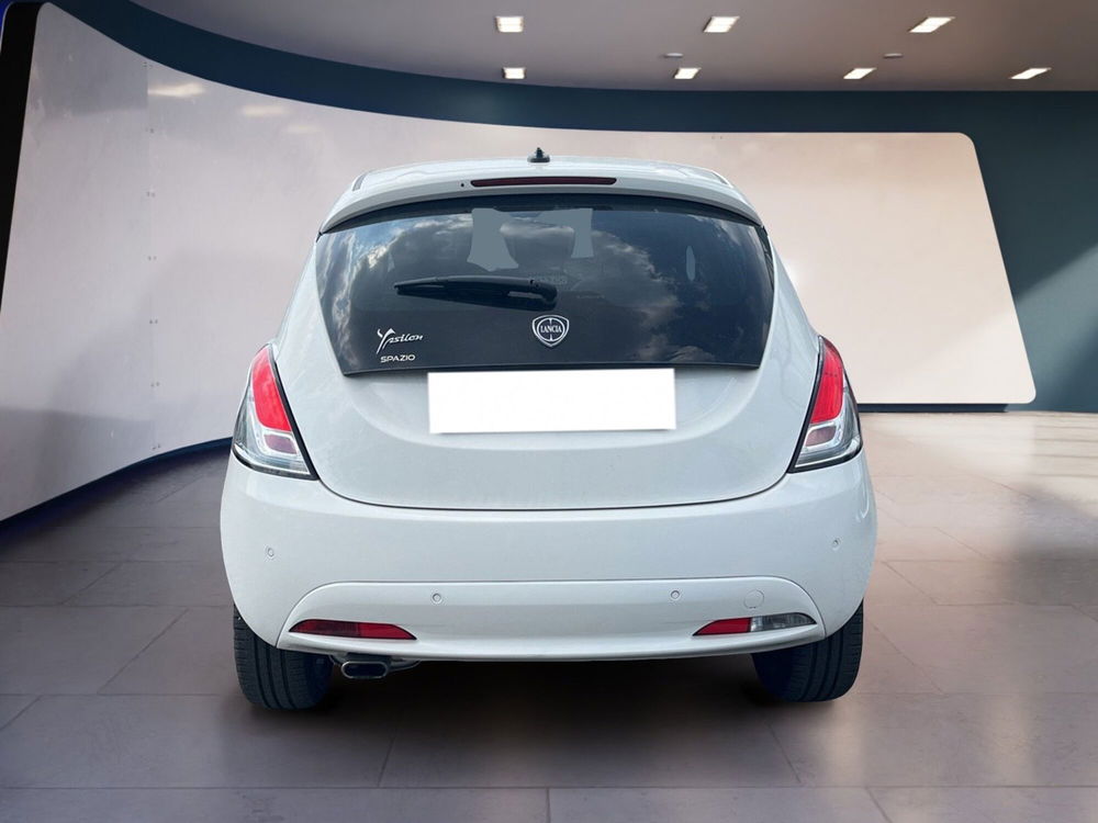 Lancia Ypsilon usata a Torino (6)