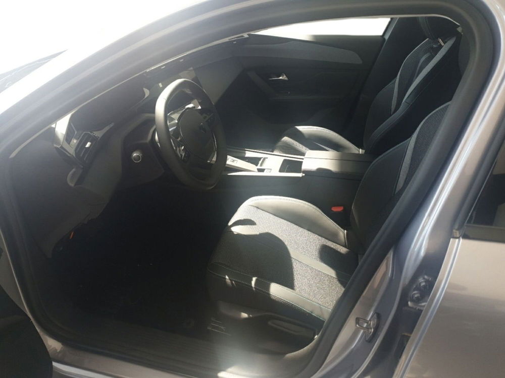 Peugeot 308 nuova a Ancona (11)