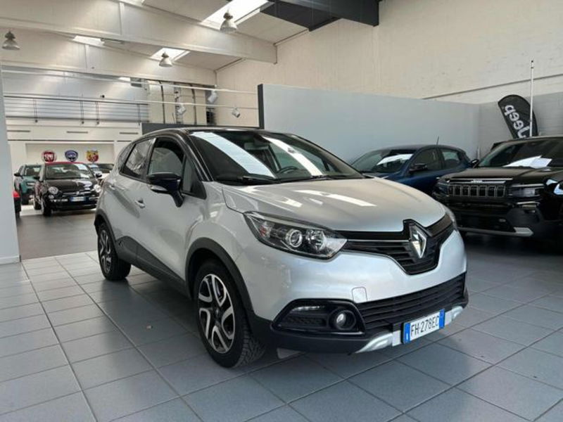 Renault Captur dCi 8V 90 CV EDC Start&amp;Stop Energy Intens  del 2017 usata a Vercelli