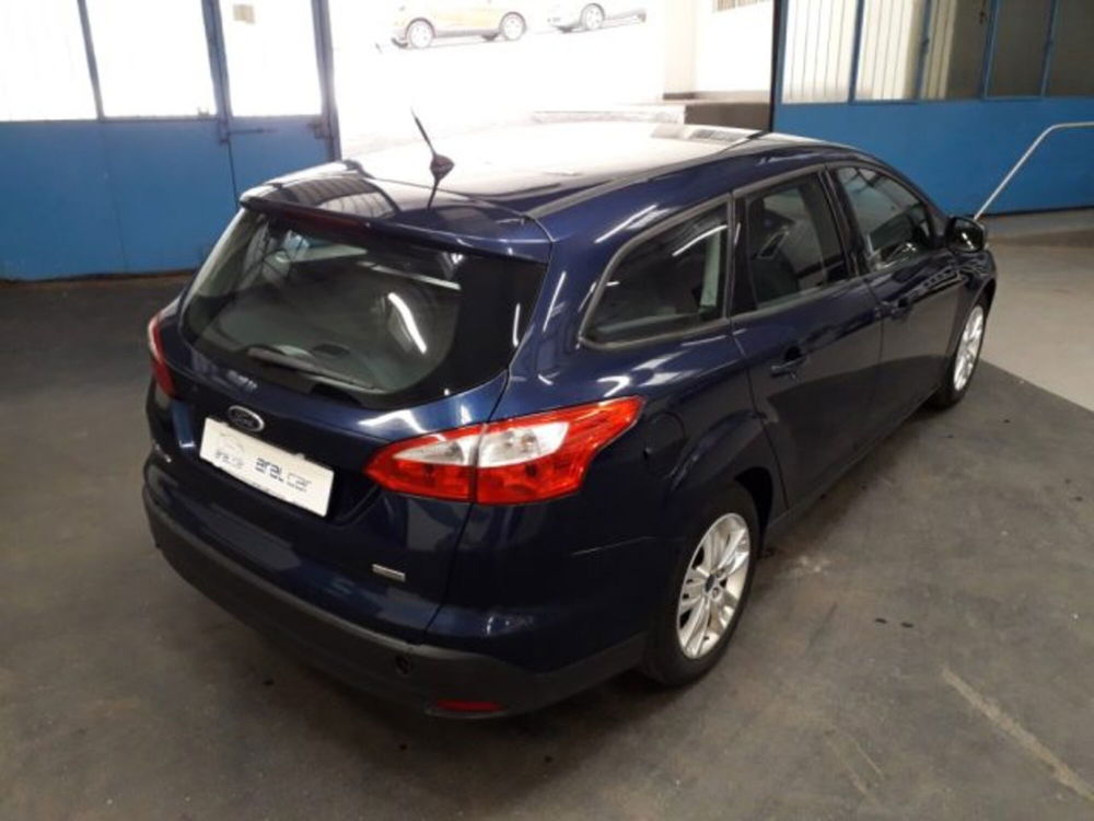 Ford Focus Station Wagon usata a Torino (9)