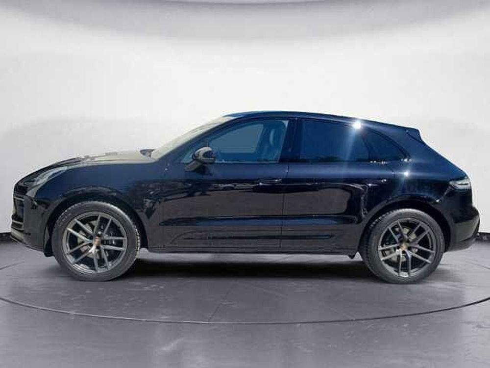 Porsche Macan nuova a Potenza (2)