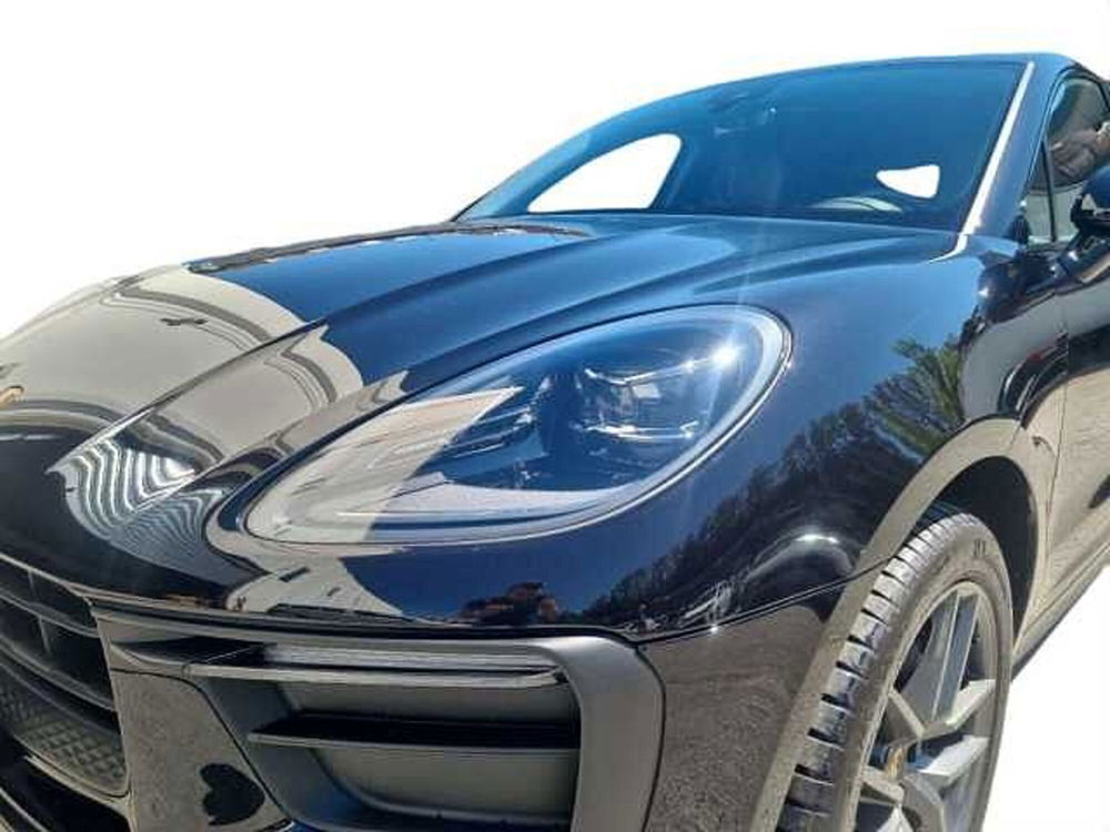 Porsche Macan nuova a Potenza (9)