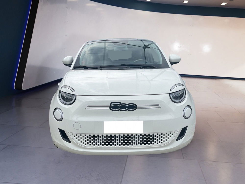 Fiat 500e nuova a Torino