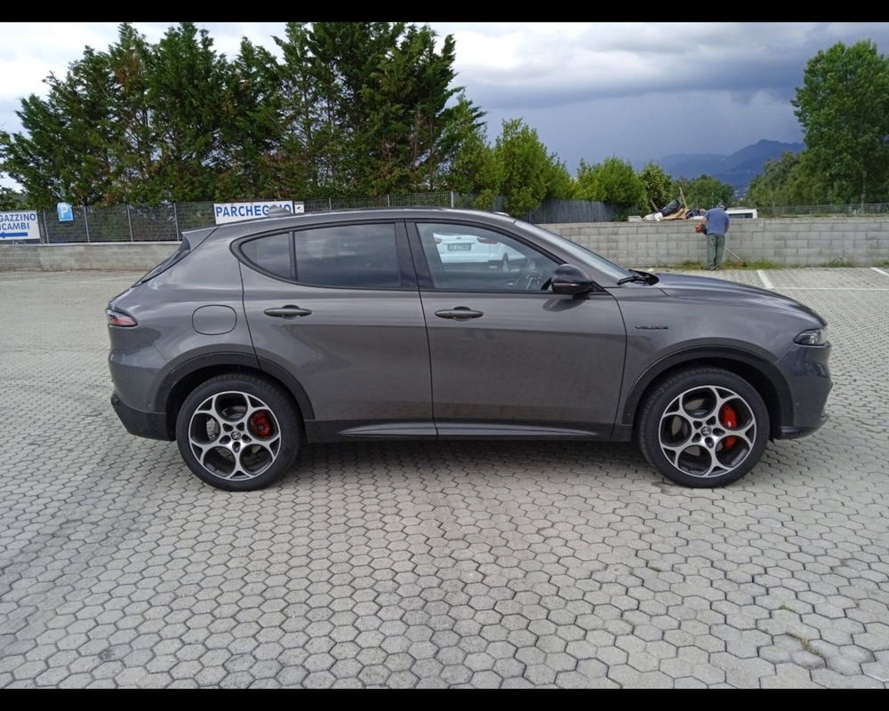 Alfa Romeo Tonale nuova a Lucca (4)