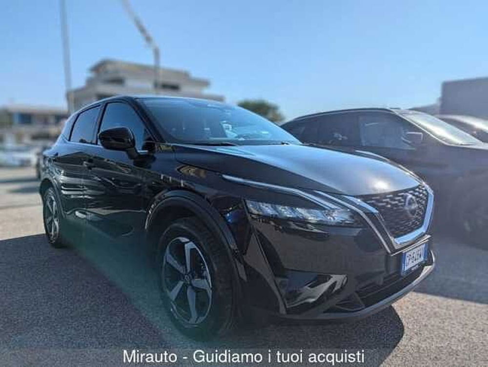 Nissan Qashqai usata a Roma