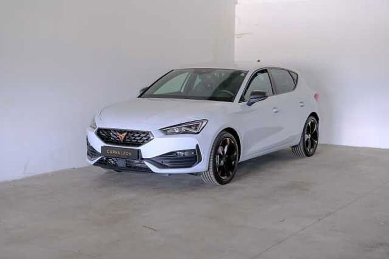 Cupra Leon Leon 1.5 hybrid 150cv dsg nuova a Pianopoli