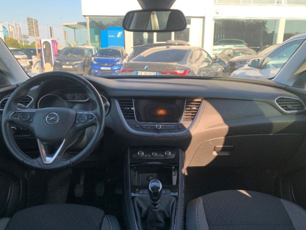 Opel Grandland X usata a Lecce (13)