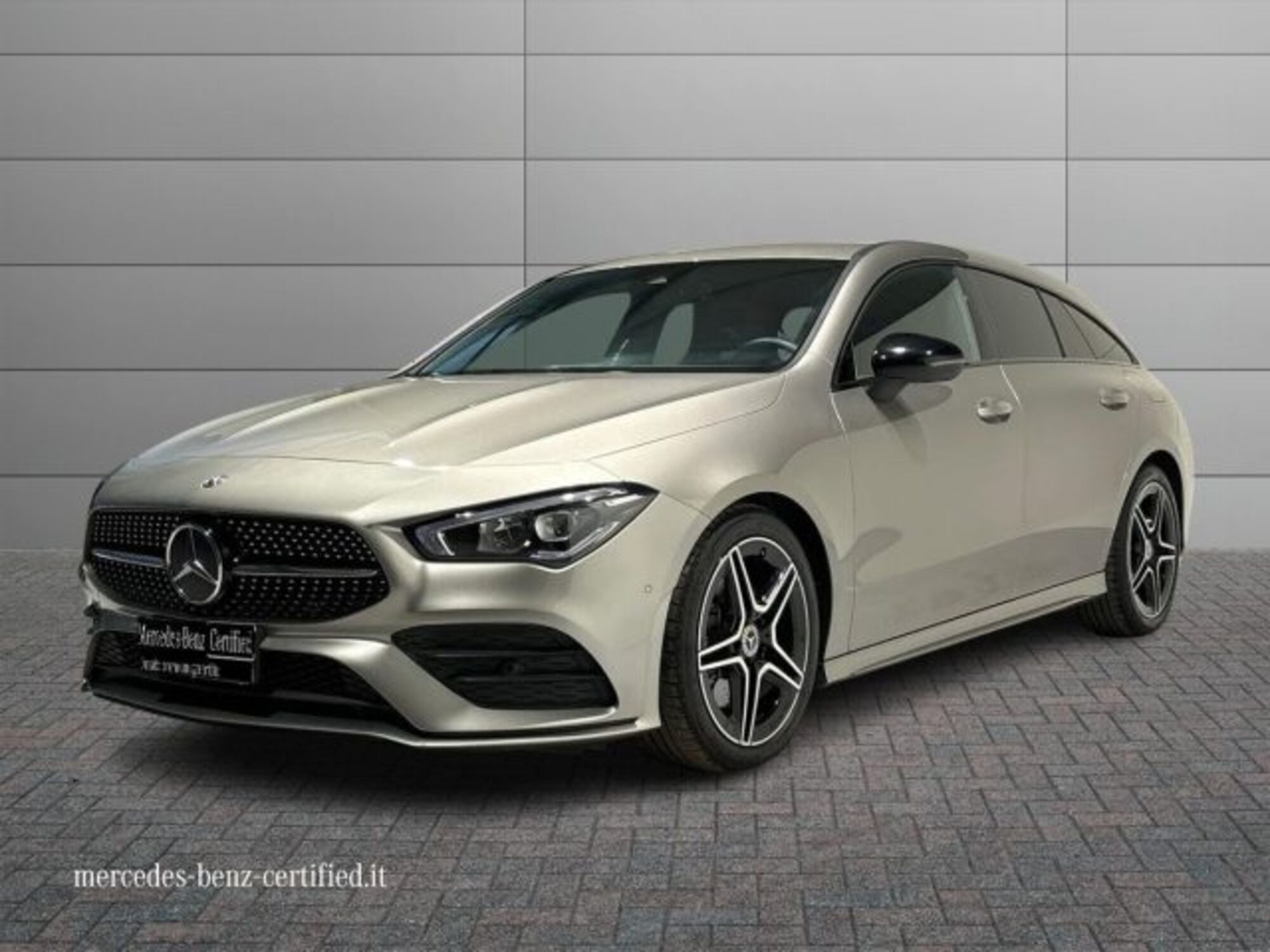 Mercedes-Benz CLA Shooting Brake 200 d Automatic 4Matic Shooting Brake Premium del 2021 usata a Castel Maggiore