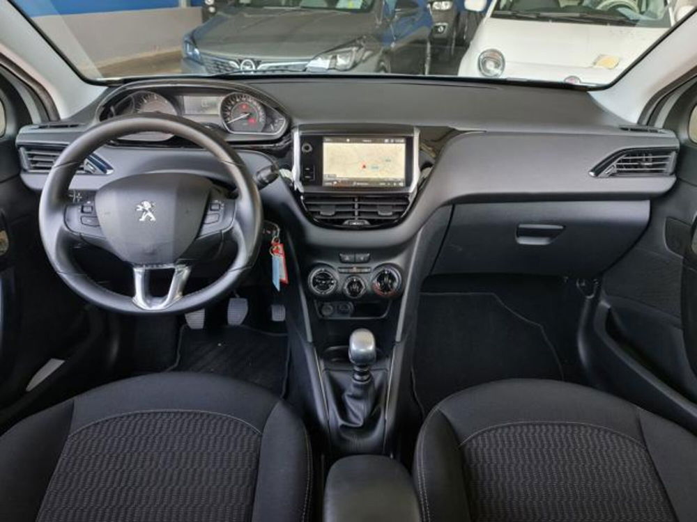 Peugeot 208 usata a Torino (9)