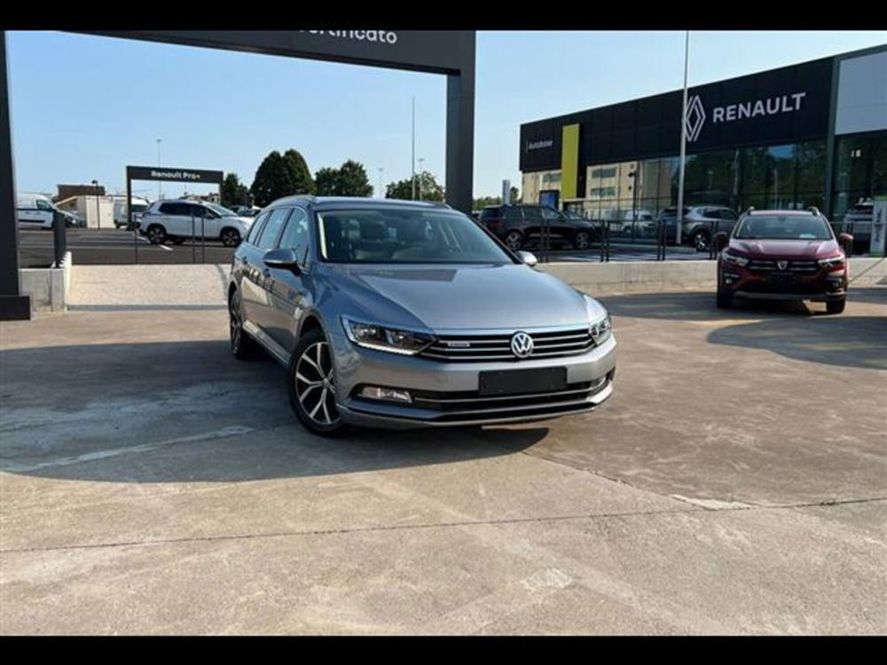 Volkswagen Passat Variant usata a Padova