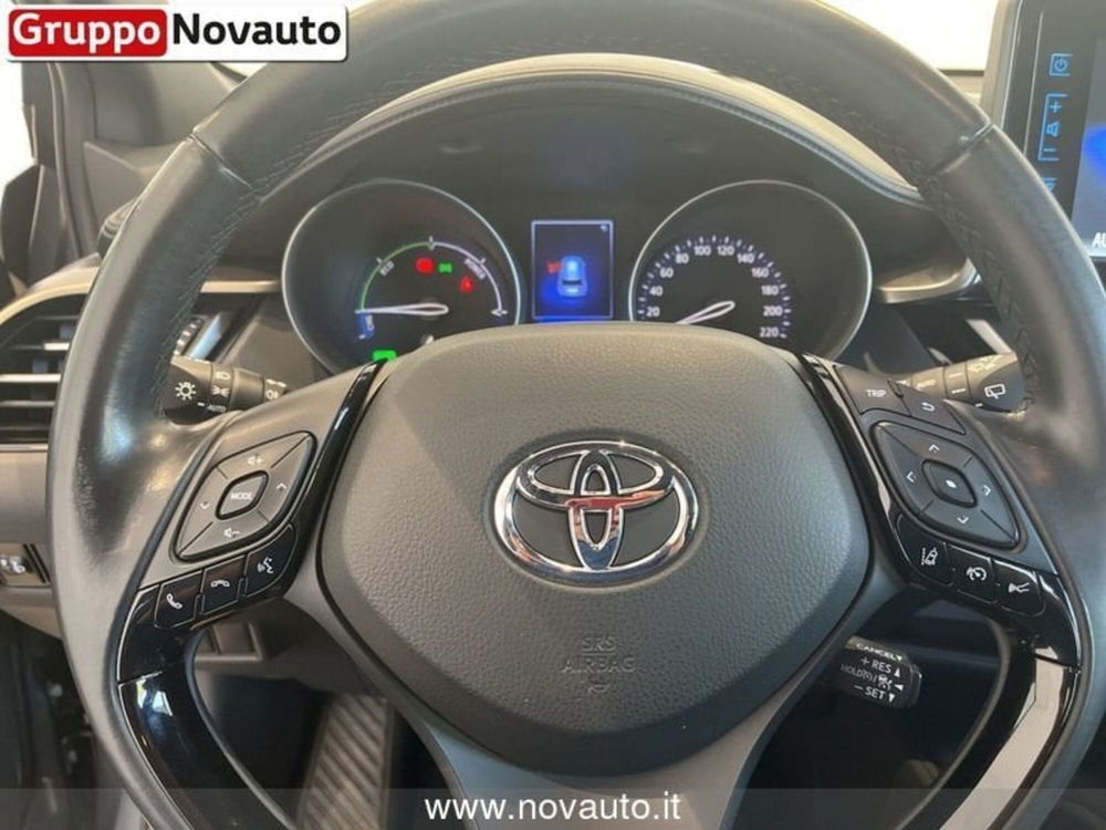 Toyota Toyota C-HR usata a Varese (8)