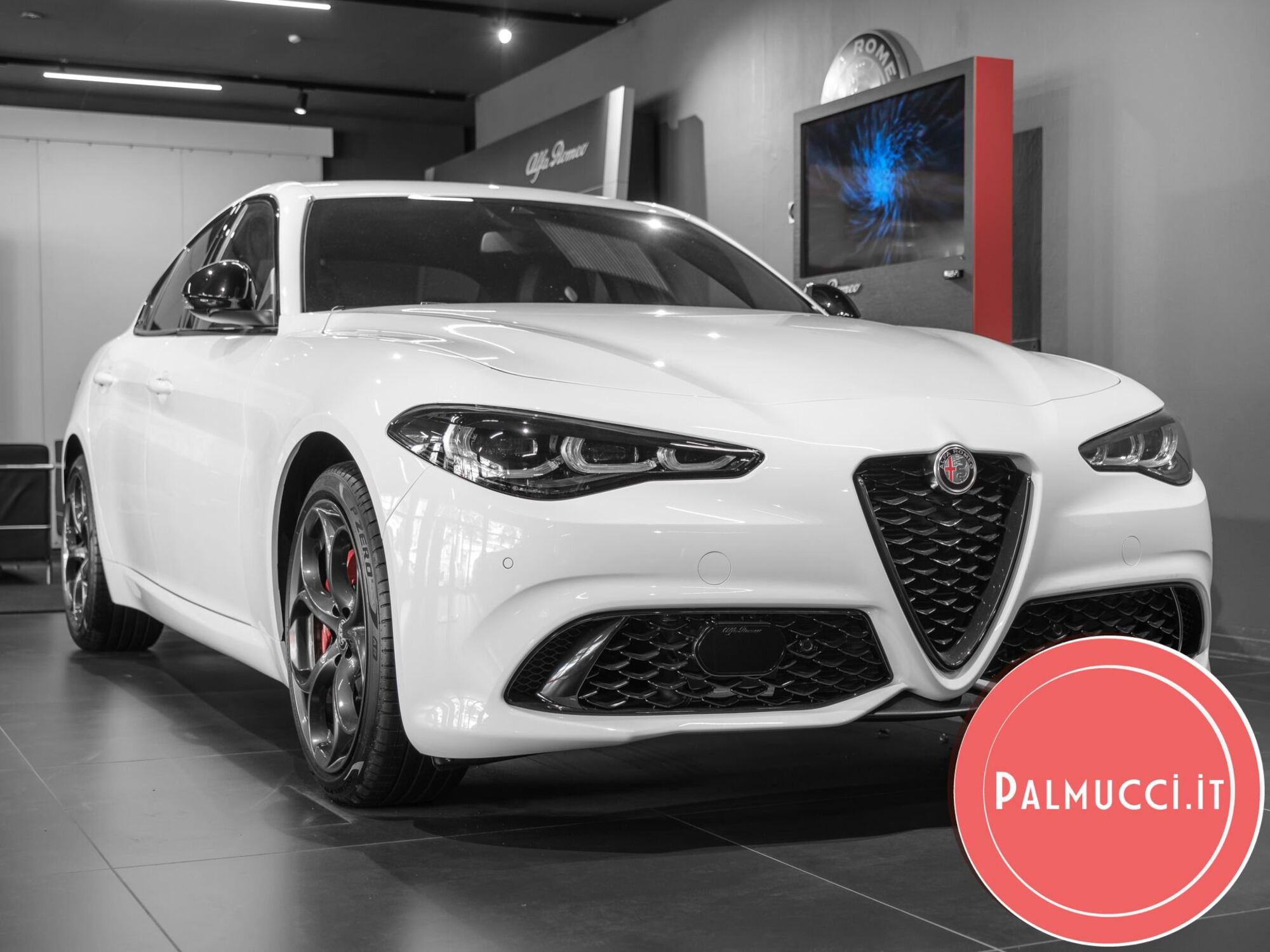 Alfa Romeo Giulia 2.2 t Tributo Italiano Q4 210cv auto nuova a Prato