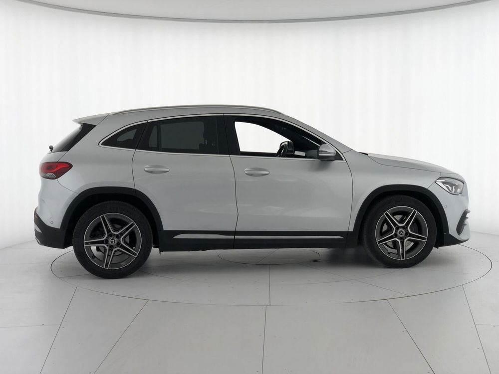 Mercedes-Benz GLA SUV usata a Massa-Carrara (6)