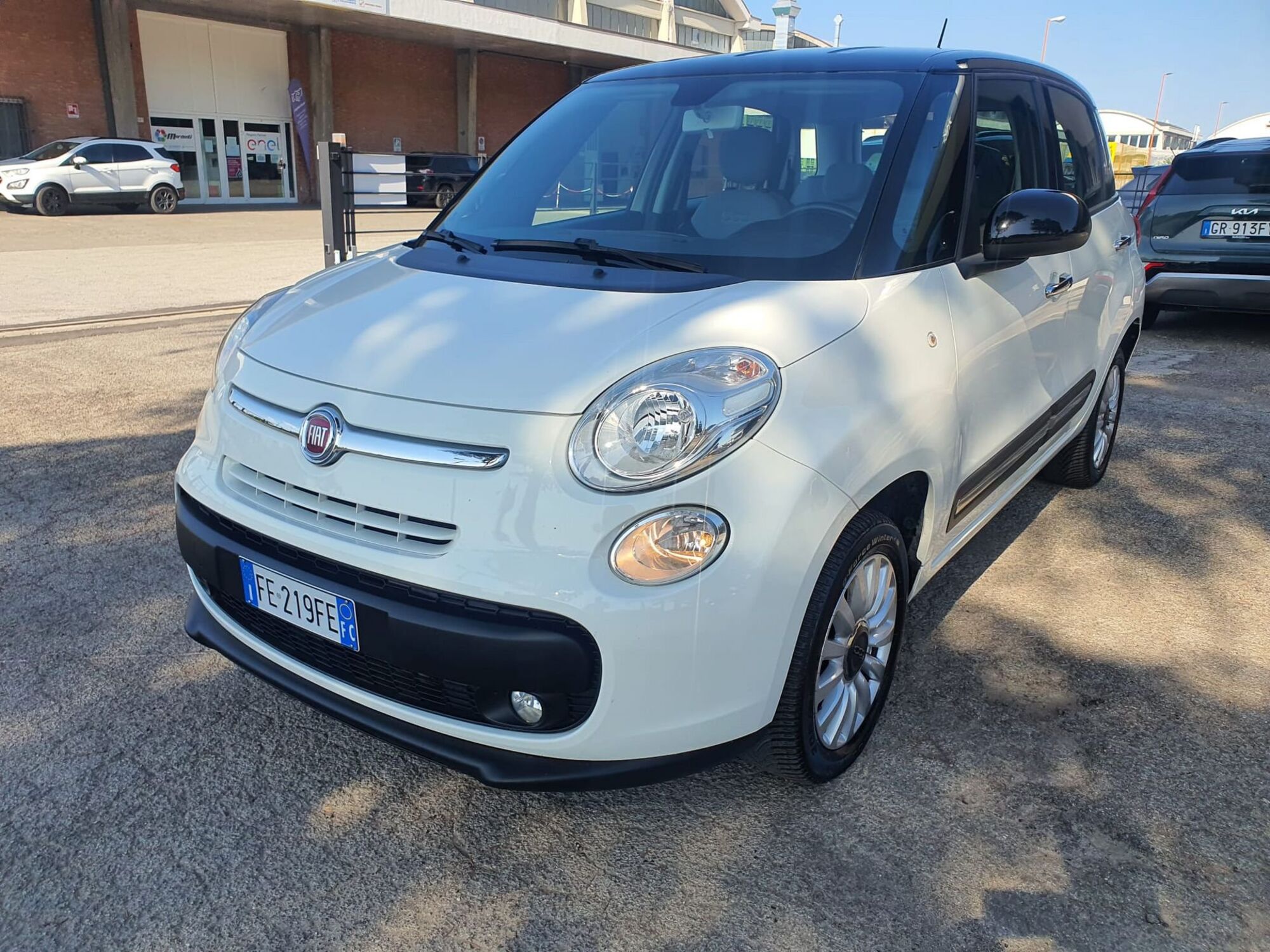 Fiat 500L 0.9 TwinAir Turbo Natural Power Pop Star  del 2016 usata a Rimini