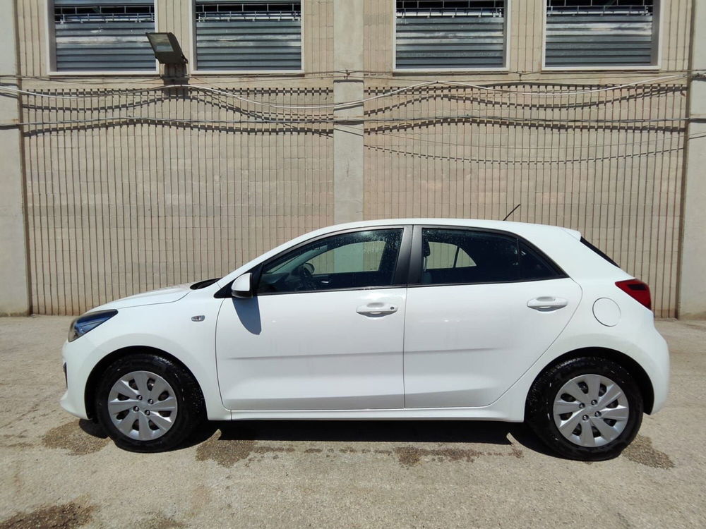 Kia Rio usata a Foggia (4)