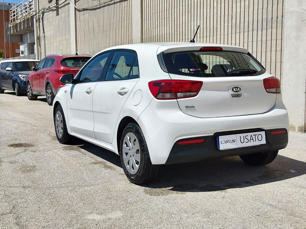 Kia Rio usata a Foggia (6)