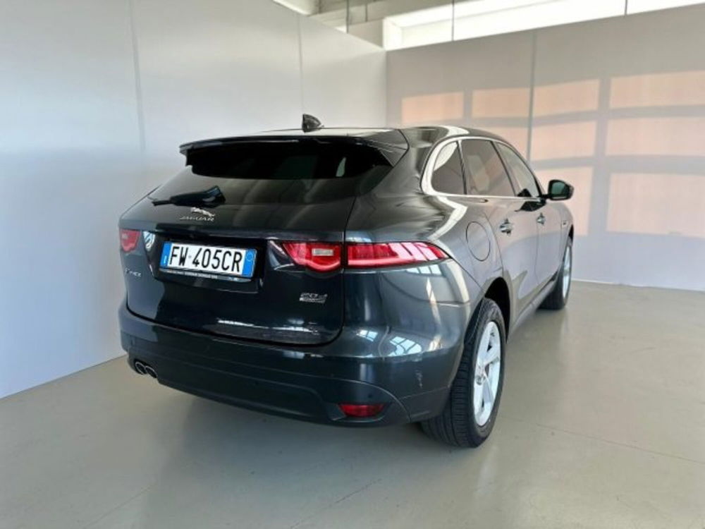 Jaguar F-Pace usata a Modena (4)