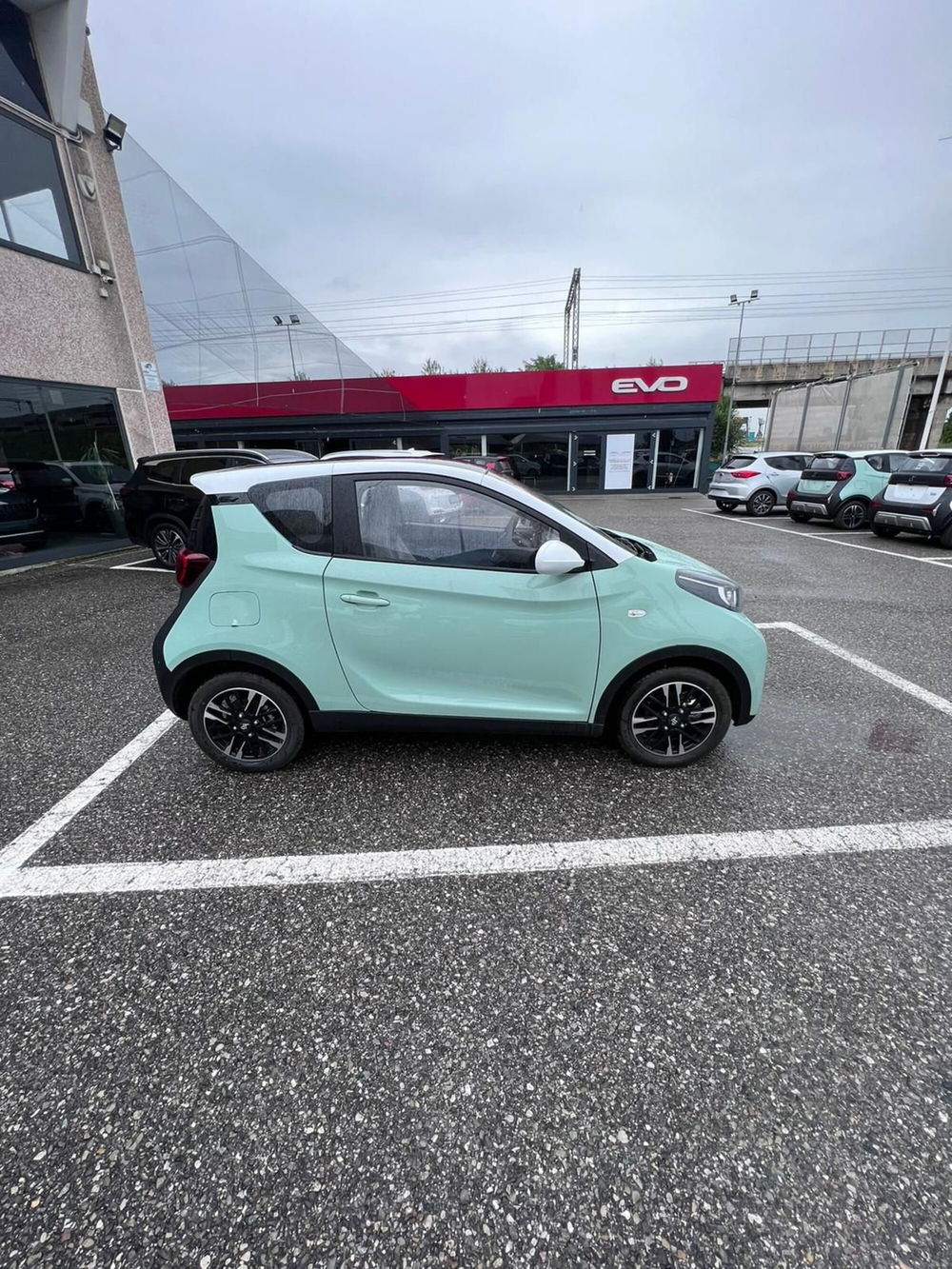 Dr dr 1.0 EV nuova a Milano