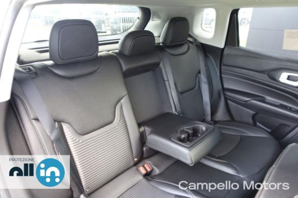 Jeep Compass nuova a Venezia (7)