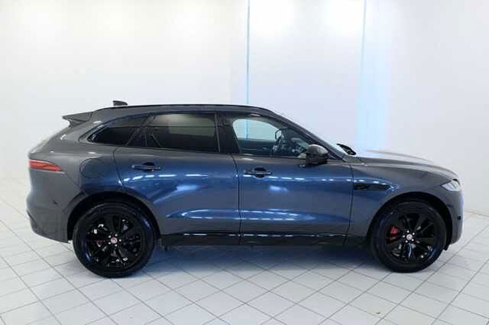 Jaguar F-Pace usata a Mantova (6)