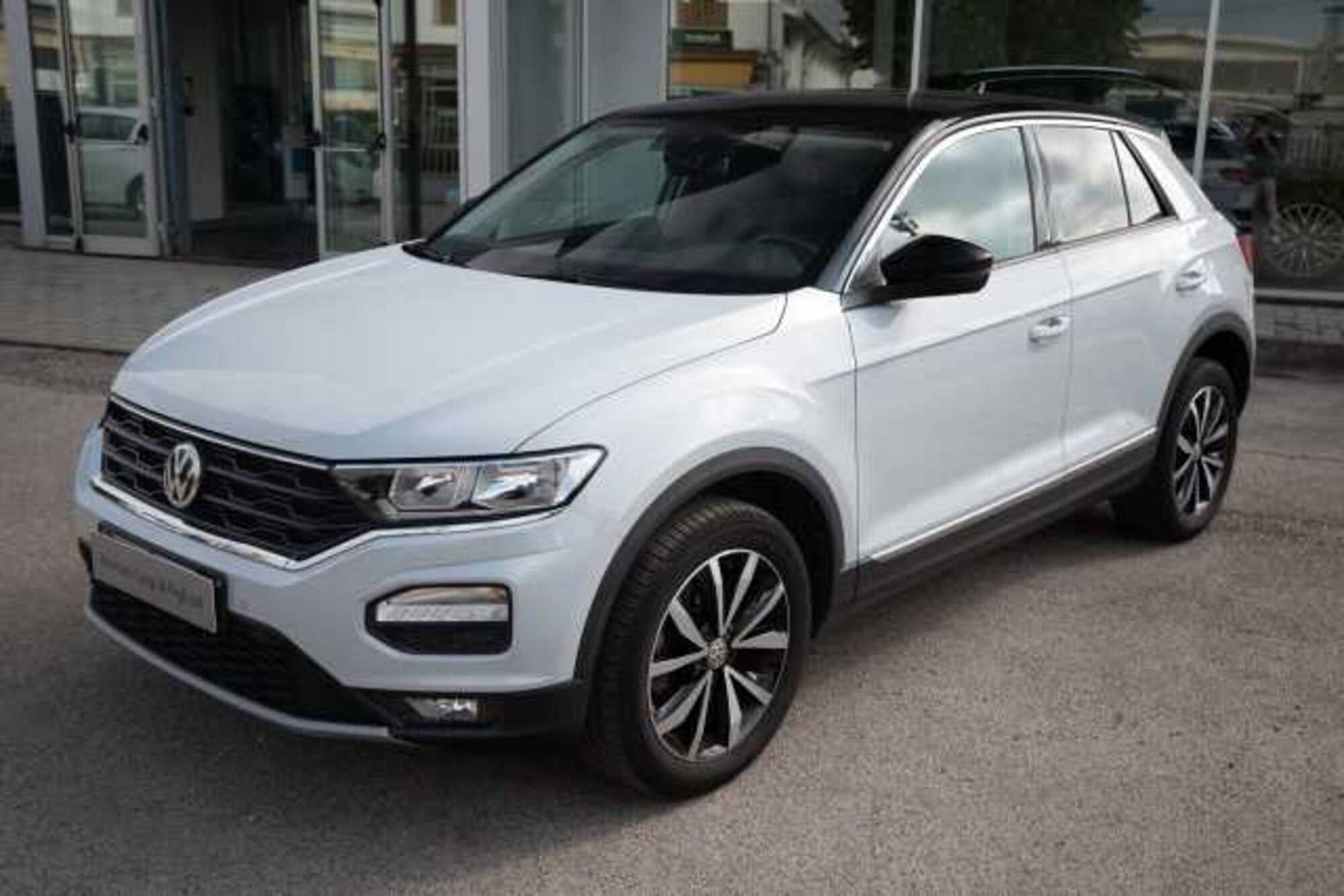 Volkswagen T-Roc 1.0 TSI 115 CV Style BlueMotion Technology  del 2018 usata a Rovigo