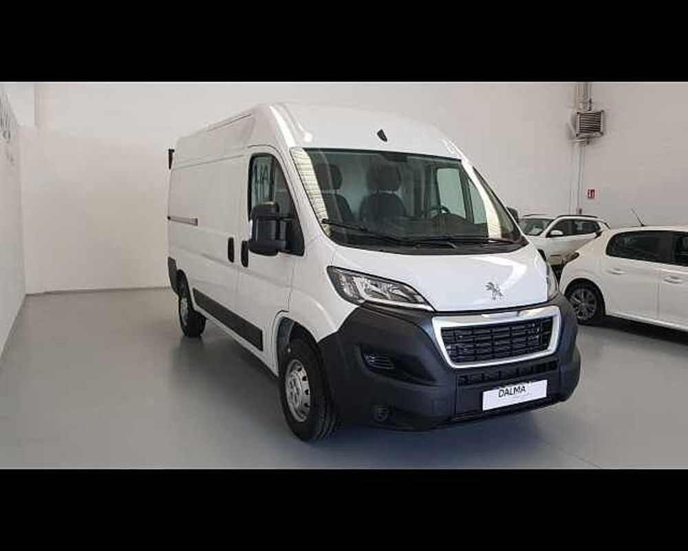 Peugeot Boxer Furgone nuova a Milano (8)