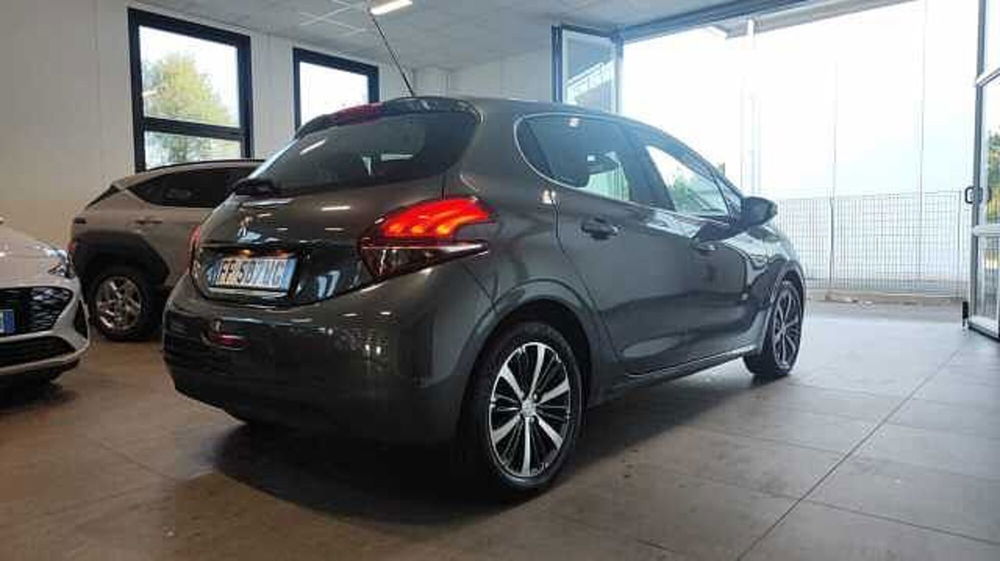 Peugeot 208 usata a Firenze (9)