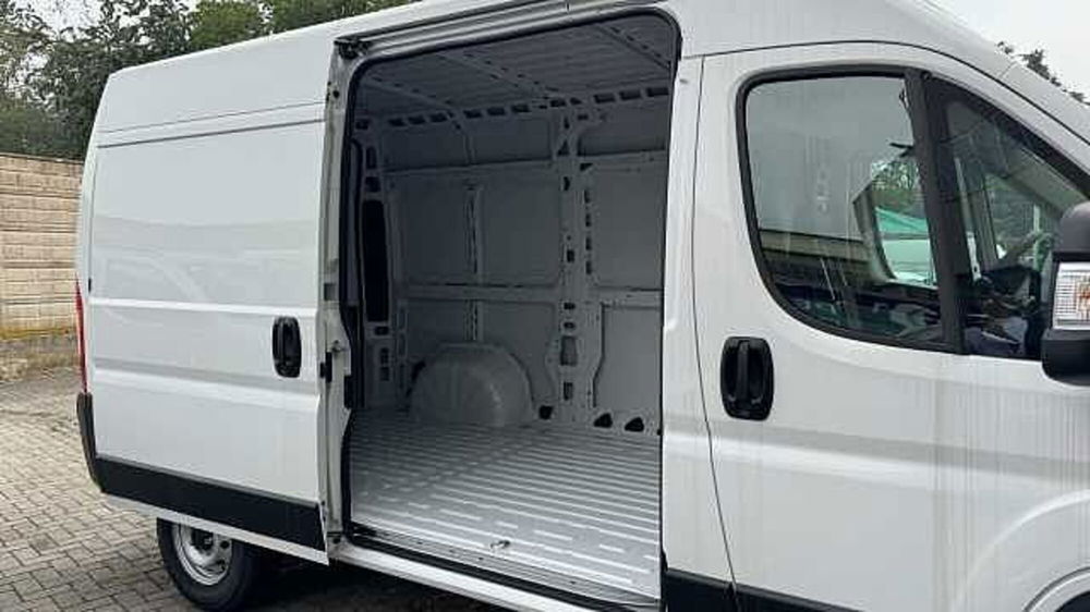 Fiat Ducato Furgone nuova a Milano (3)