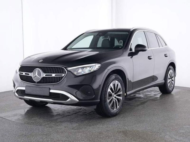 Mercedes-Benz GLC 220 d 4Matic Mild Hybrid AMG Advanced Plus del 2023 usata a Magenta