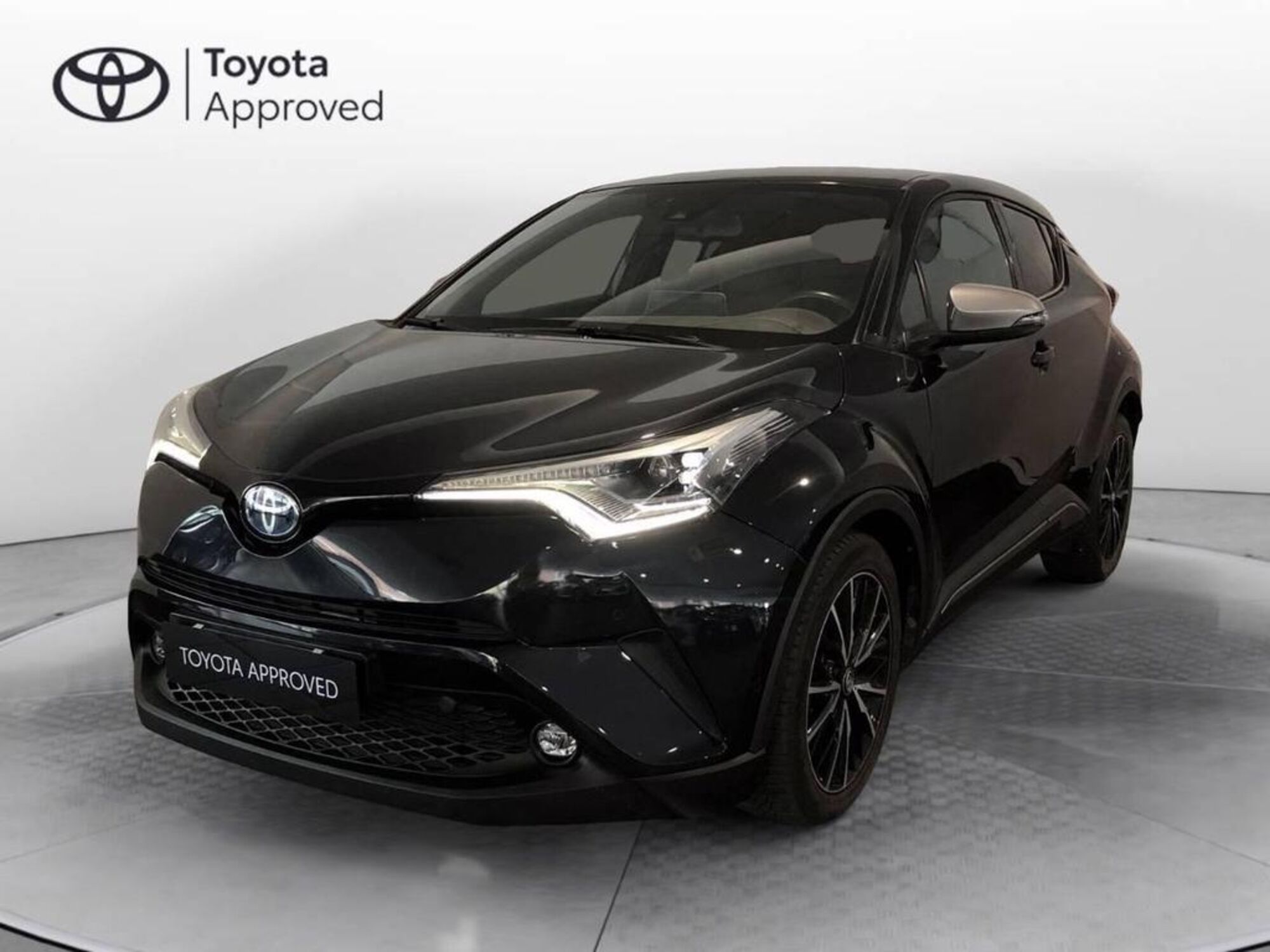 Toyota Toyota C-HR 1.8 Hybrid E-CVT Lounge  del 2019 usata a Torino