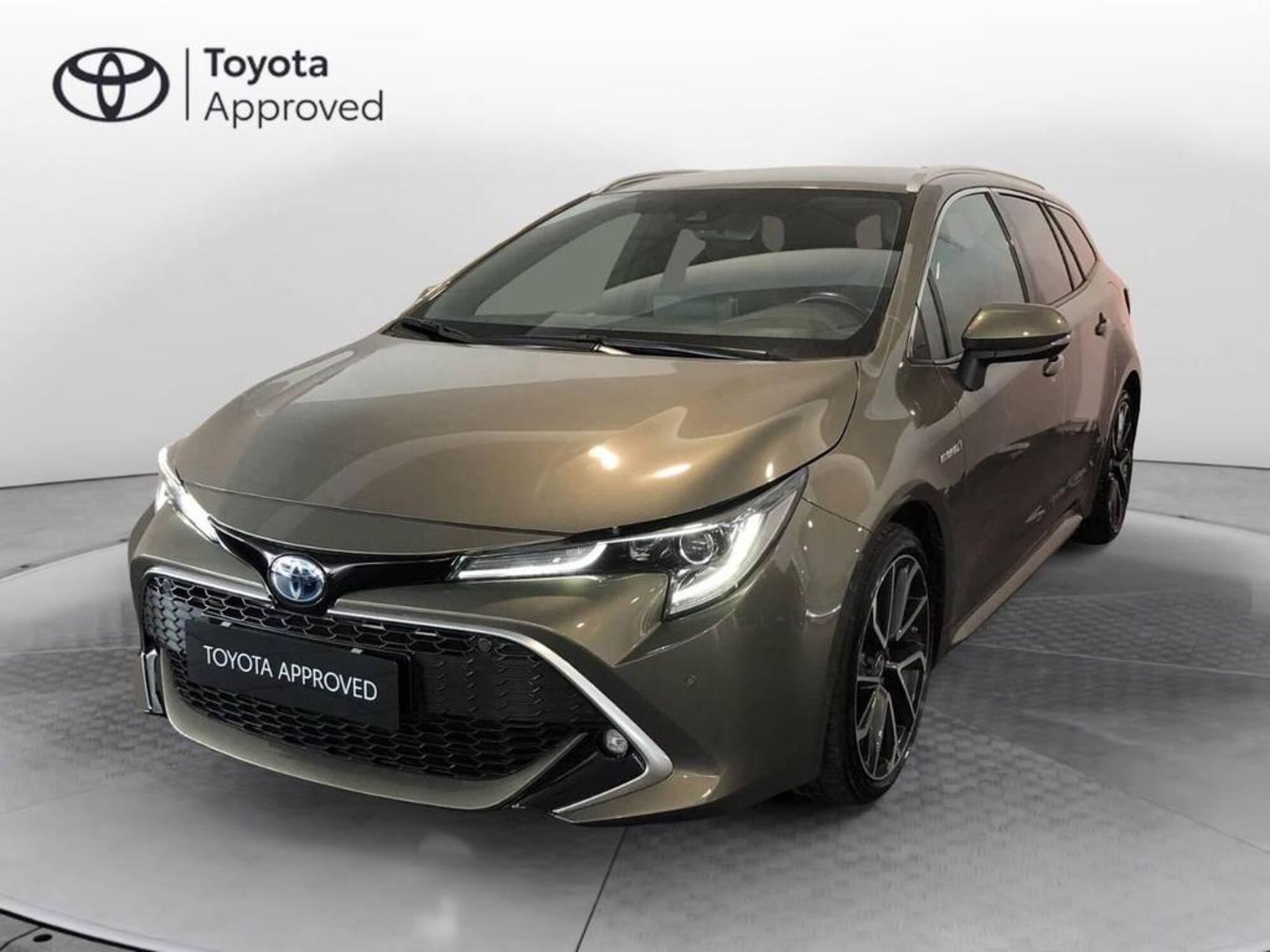 Toyota Corolla Touring Sports 2.0 Hybrid Lounge  del 2020 usata a Torino