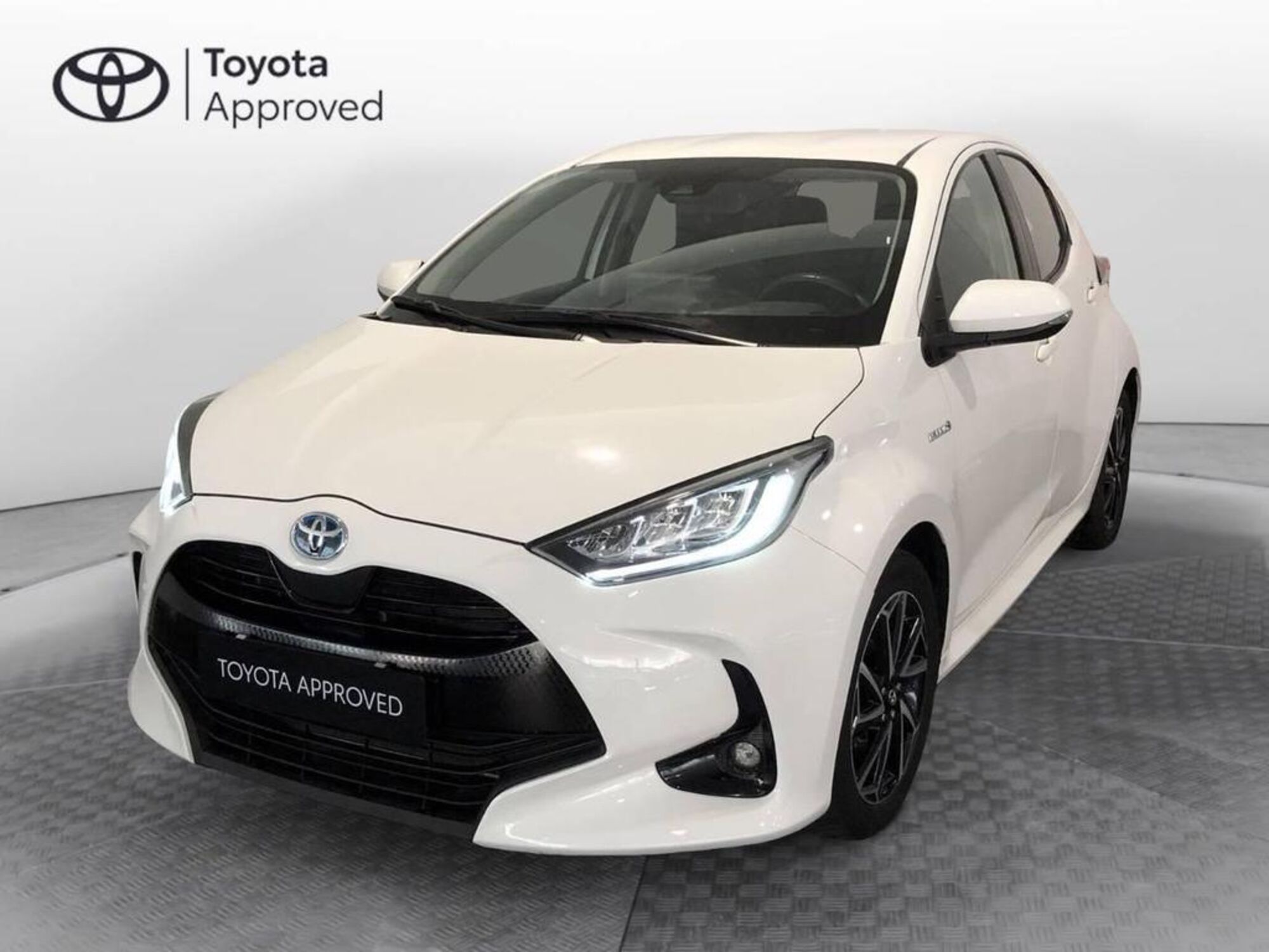 Toyota Yaris Cross 1.5h GR Sport Black Sky fwd 116cv e-cvt del 2020 usata a Torino