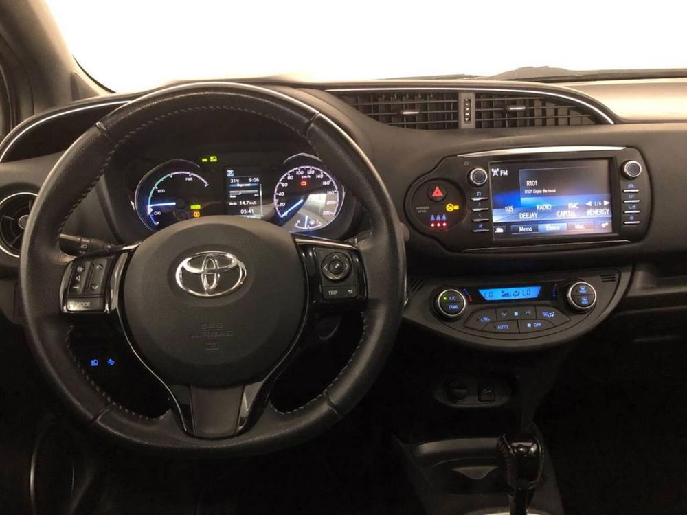 Toyota Yaris usata a Torino (9)